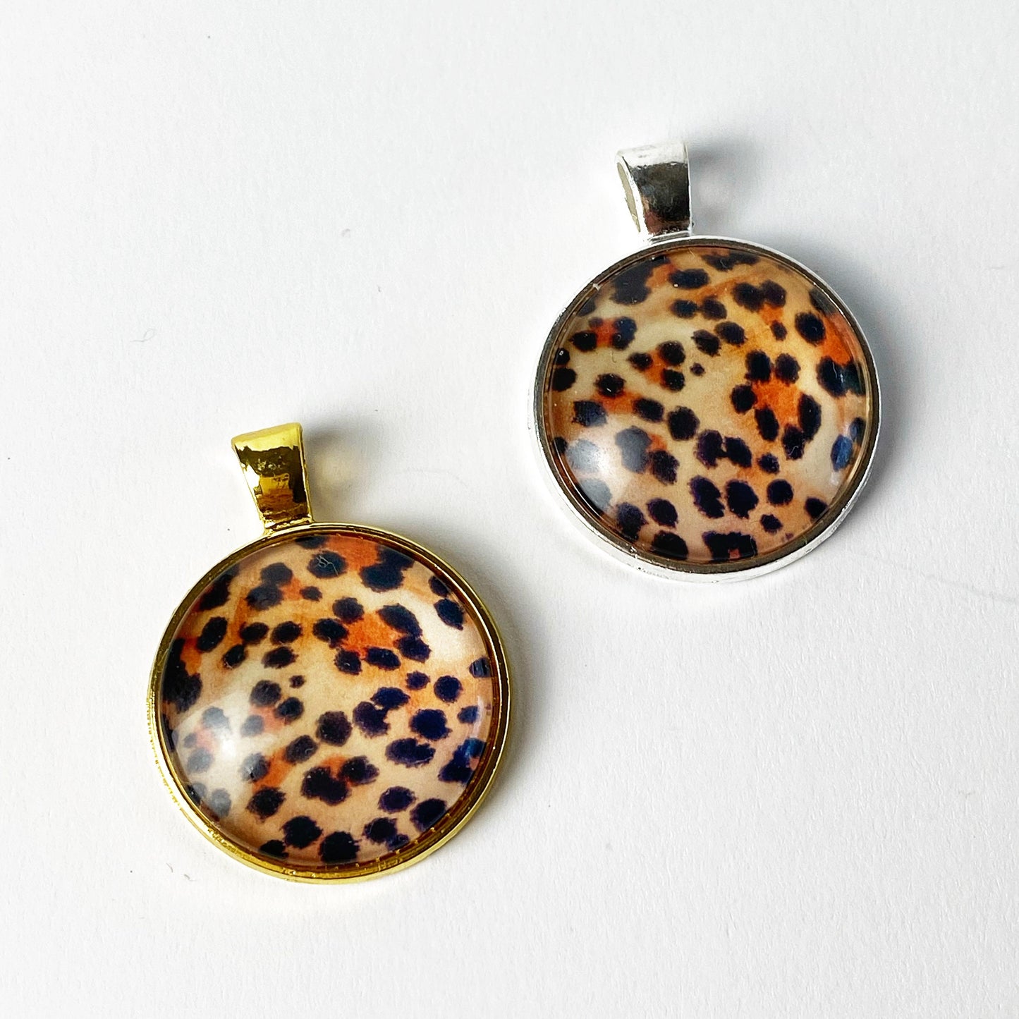 Photorealistic Animal Print 25mm Cabochons, Zebra Clips, Leopard Bookmarks, 1-inch Zoo Charms