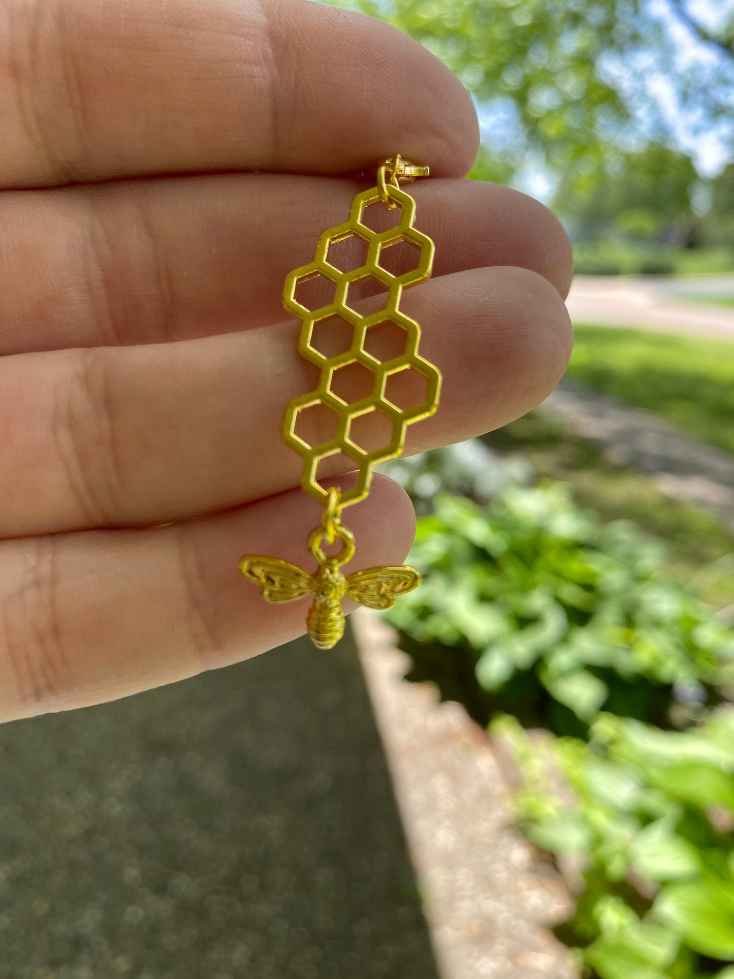 Large Honeycomb and Bee Charm | Bumblebee Bookmark | Bee Stitch Marker