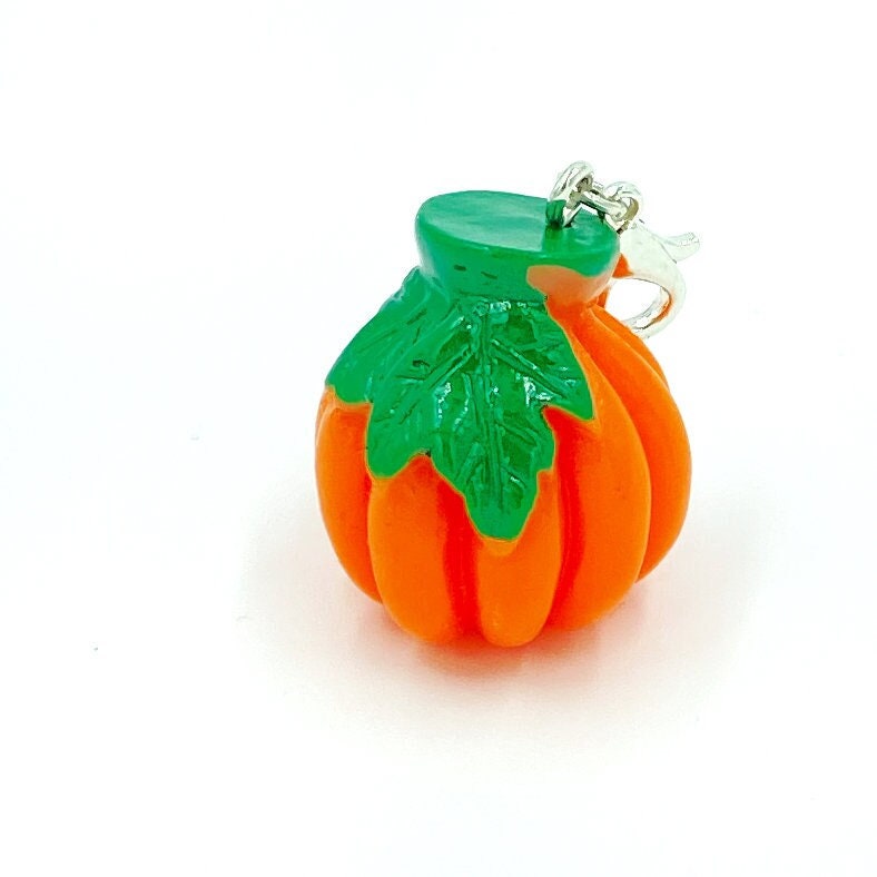 3D Pumpkin Planner Charm | Harvest Stitch Marker | Autumn Bookmark | Fall Progress Keeper | Resin Stitch Counter