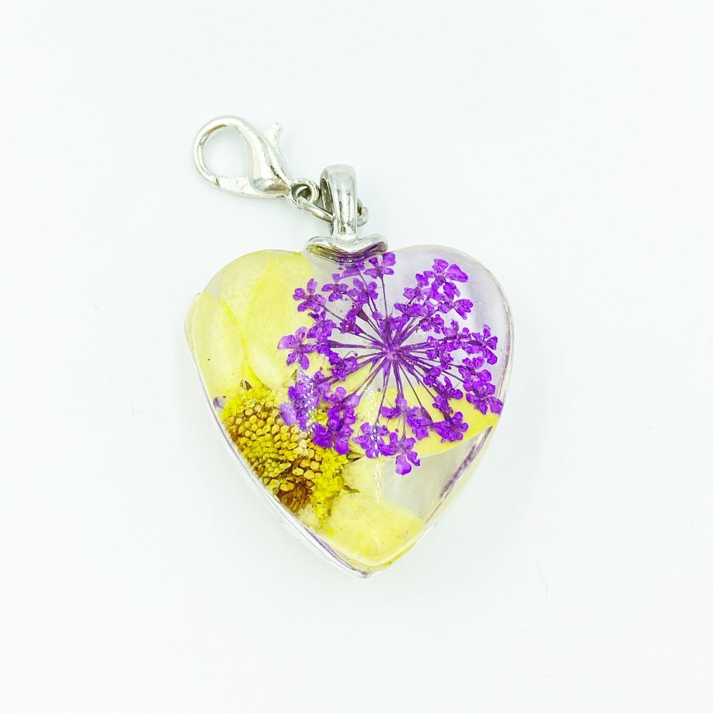 Wildflower Heart Charm | Dried Flower Bookmark | Dried Flowers Planner Clip | Stitch Marker | Progress Keeper