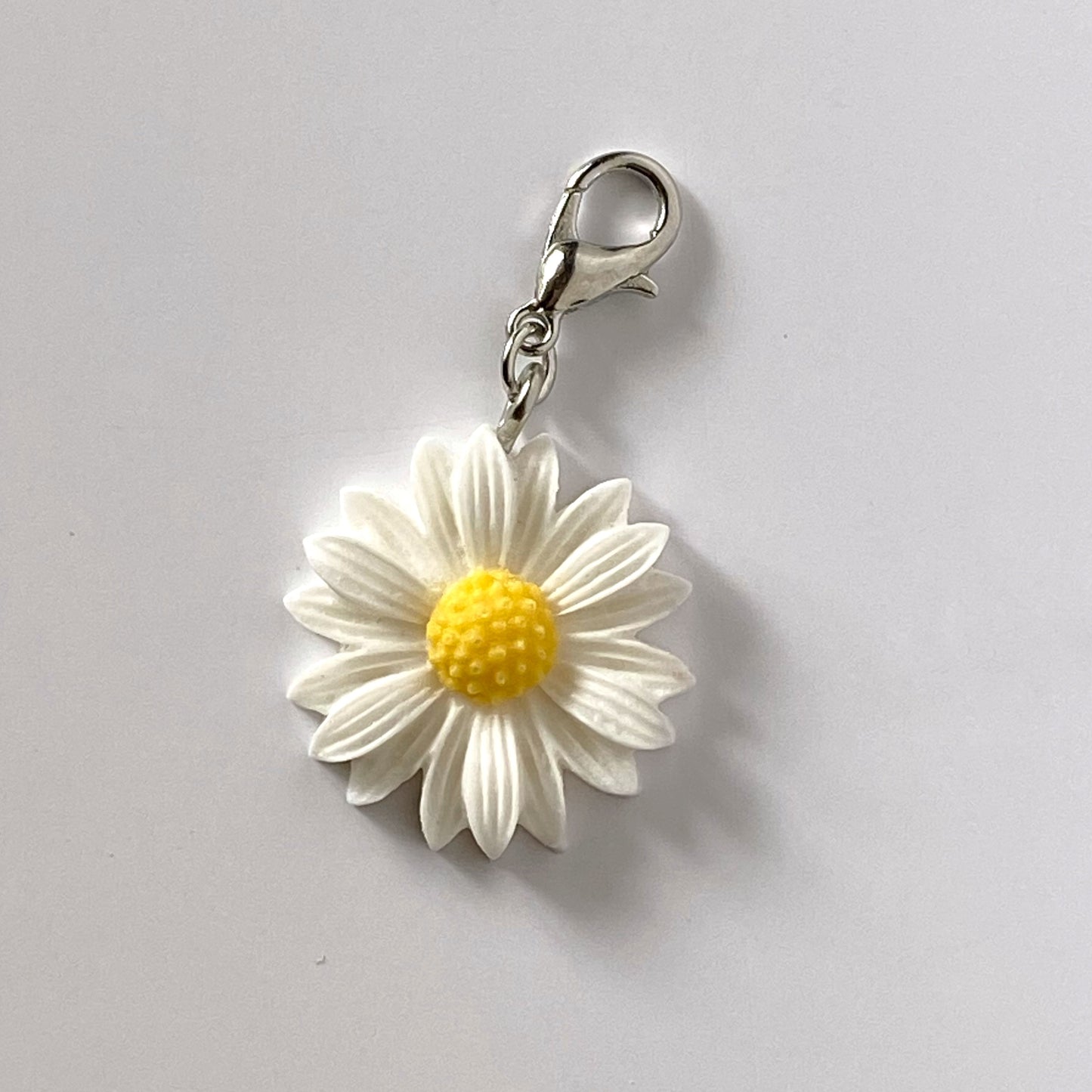 Resin Daisy Planner Charm, White Flower Paper Clip