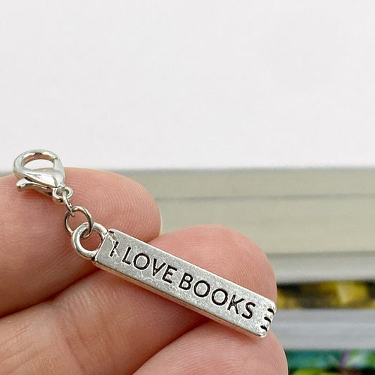 I Love Books Planner Charm | Reader's Bookmark | Book Lover Clip | Perfect Gift for Avid Readers | Stitch Marker | Progress Keeper | Counter