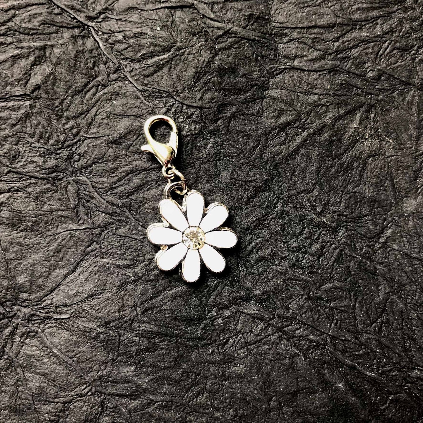 White Daisy Planner Charm with Rhinestone | Floral Stitch Marker | Flower Progress Keeper