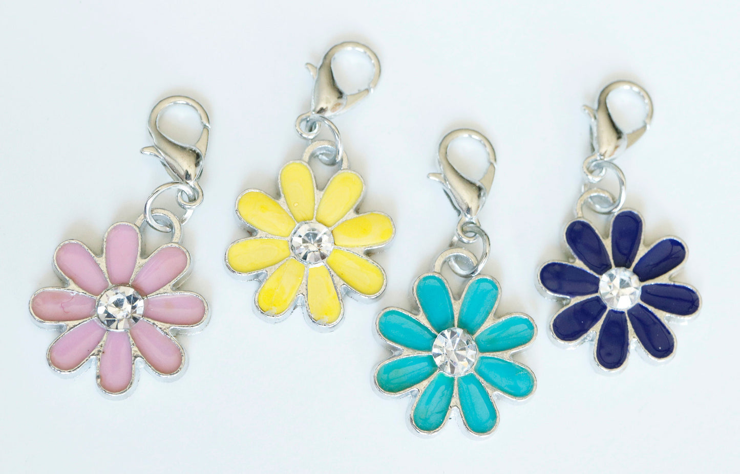 Daisy Charm with Rhinestone in Navy, Pink, Teal or Yellow | Flower Bookmark | Daisy Clip