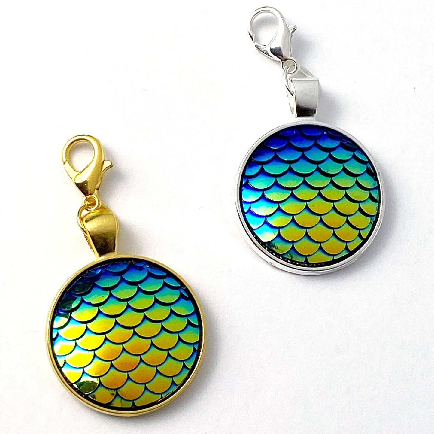 Mermaid Scale 25mm Cabochon, Dragon Scale Clip, Fish Scales Bookmark, 1-inch Charm