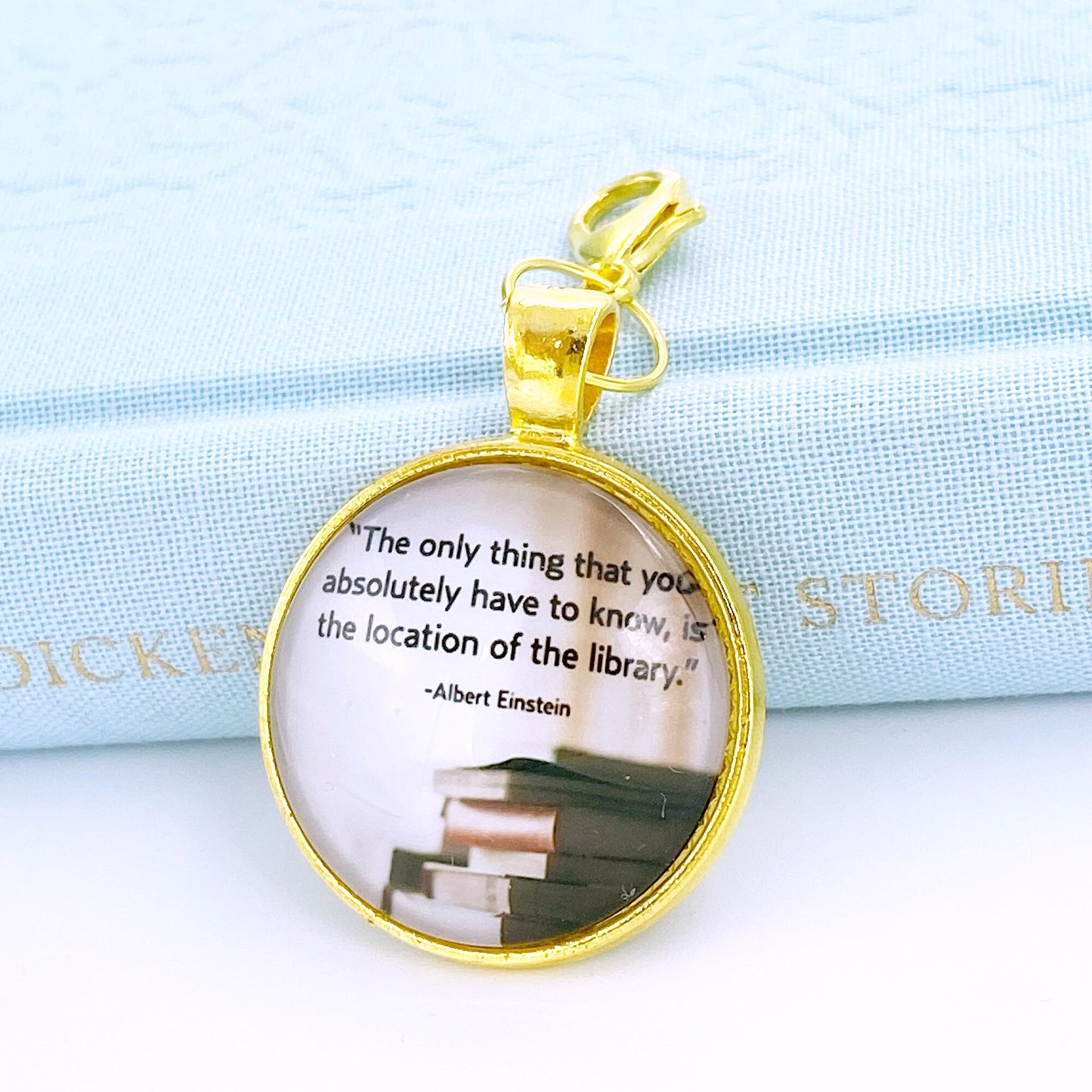 Book Lovers 25mm Cabochons, Reader's Clips, Bookish Bookmarks,  Teacher Gifts Under $10, Mom, Bookworm, Gift for Librarian