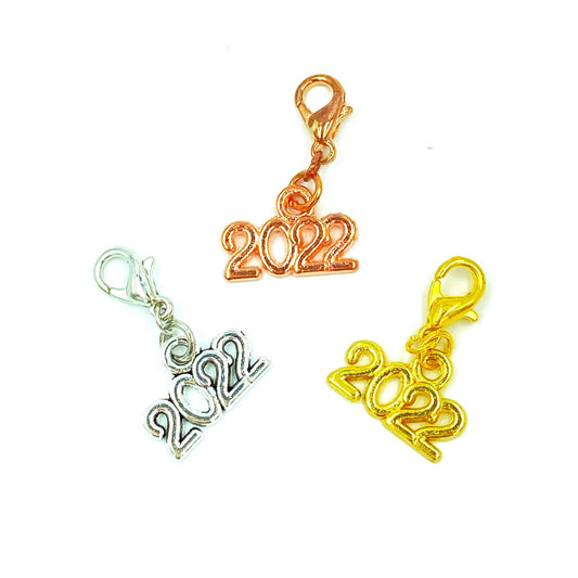 Small 2022 Charm | New Year Clip | 2022 Stitch Marker