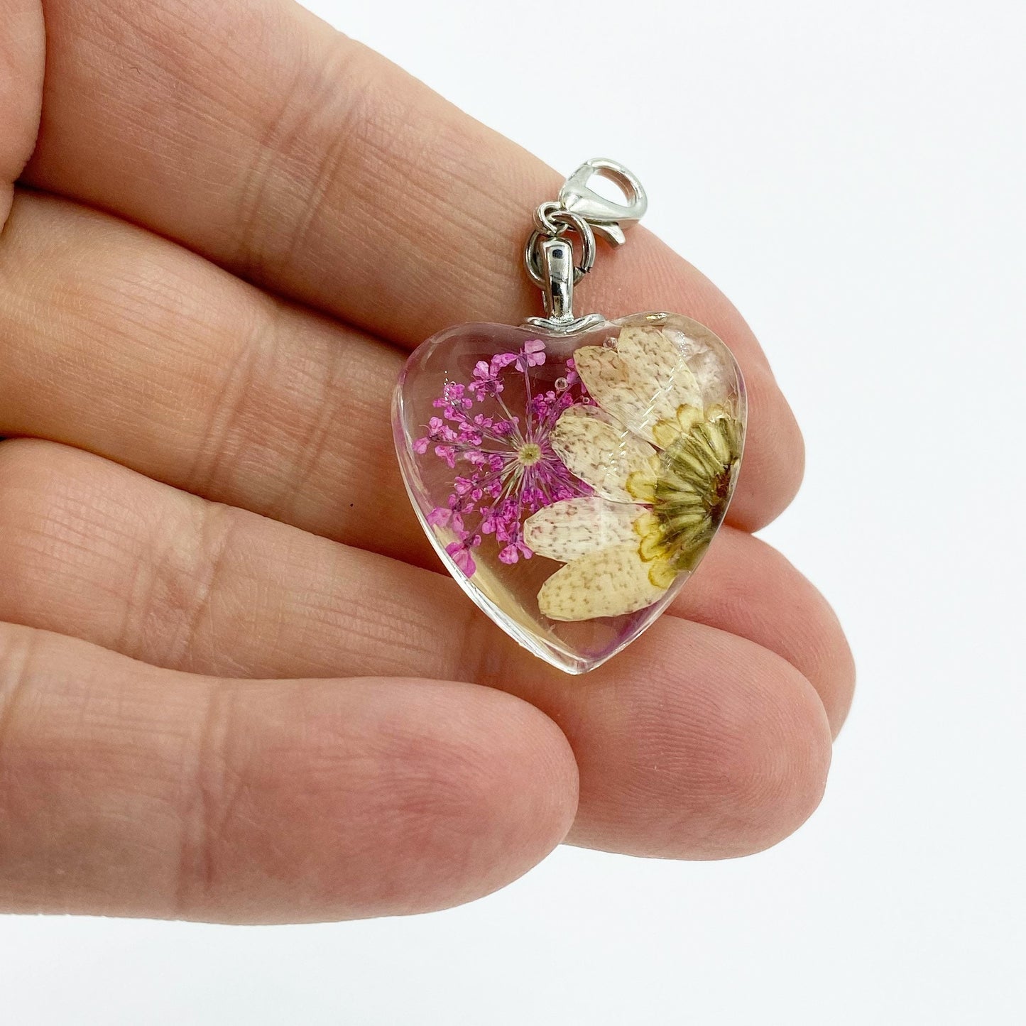 Wildflower Heart Charm | Dried Flower Bookmark | Dried Flowers Planner Clip | Stitch Marker | Progress Keeper