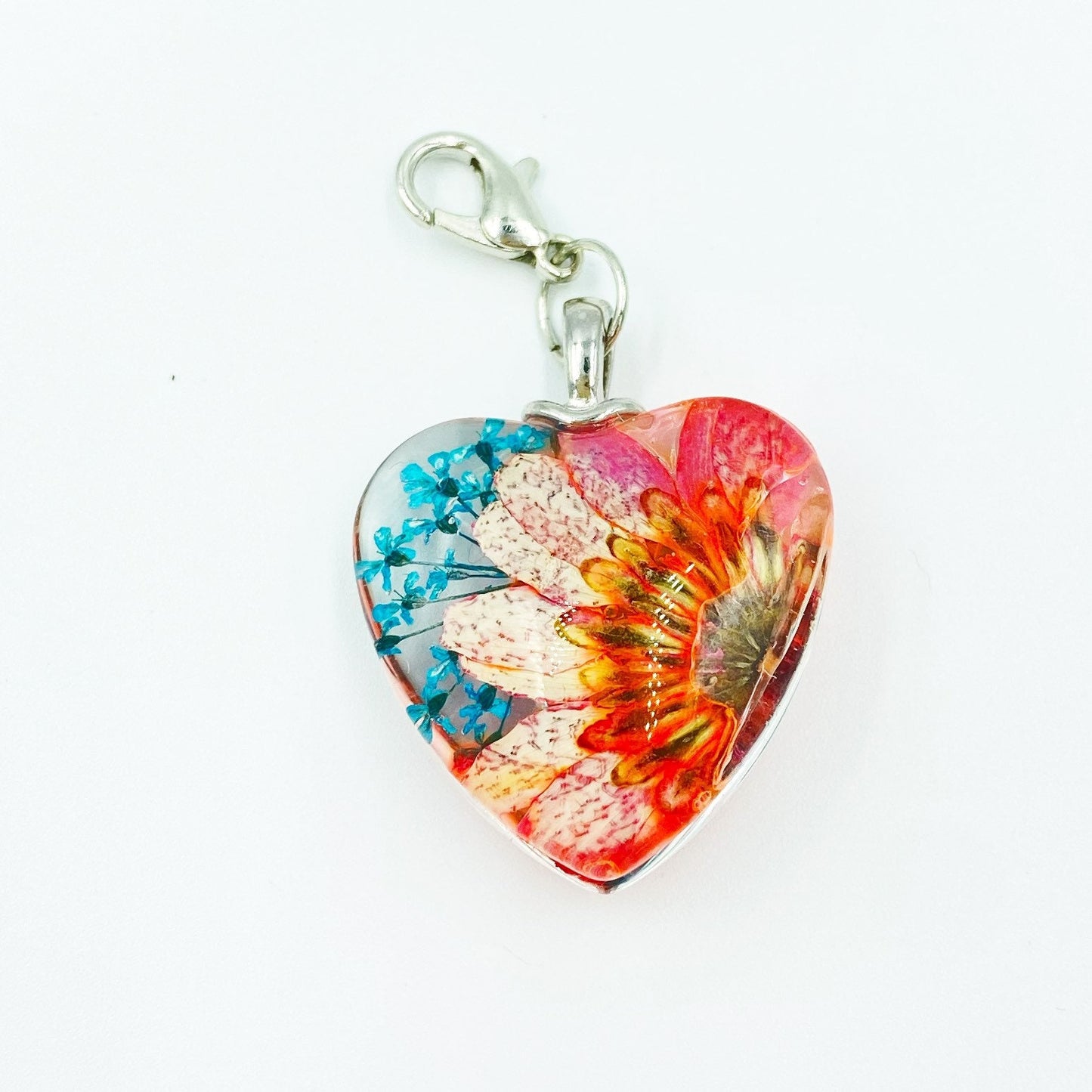 Wildflower Heart Charm | Dried Flower Bookmark | Dried Flowers Planner Clip | Stitch Marker | Progress Keeper